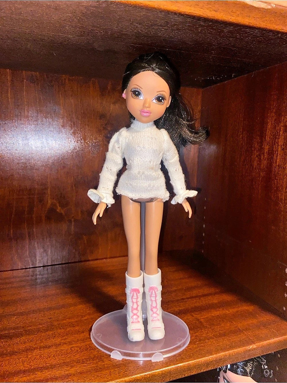MGA Entertainment Moxie Girlz Magic Snow Sophina Doll